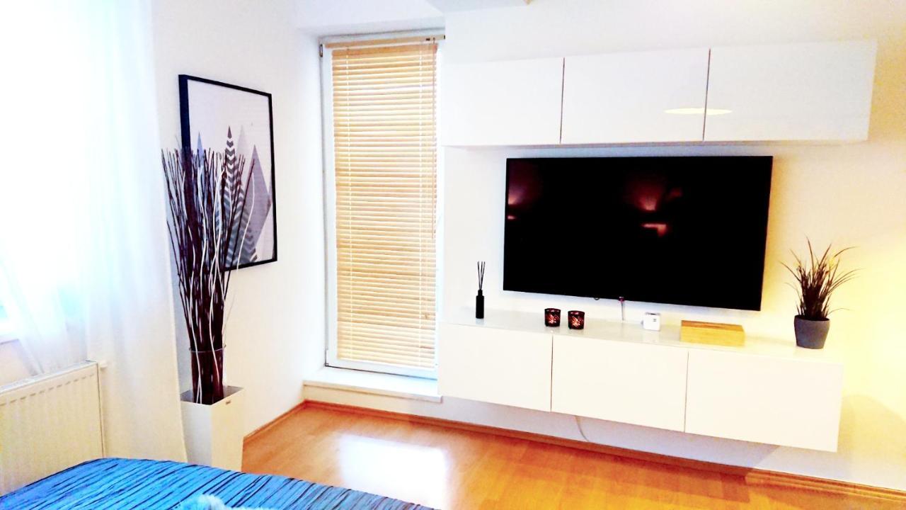 Ferienwohnung Apartman U Sklarny Harrachov Exterior foto